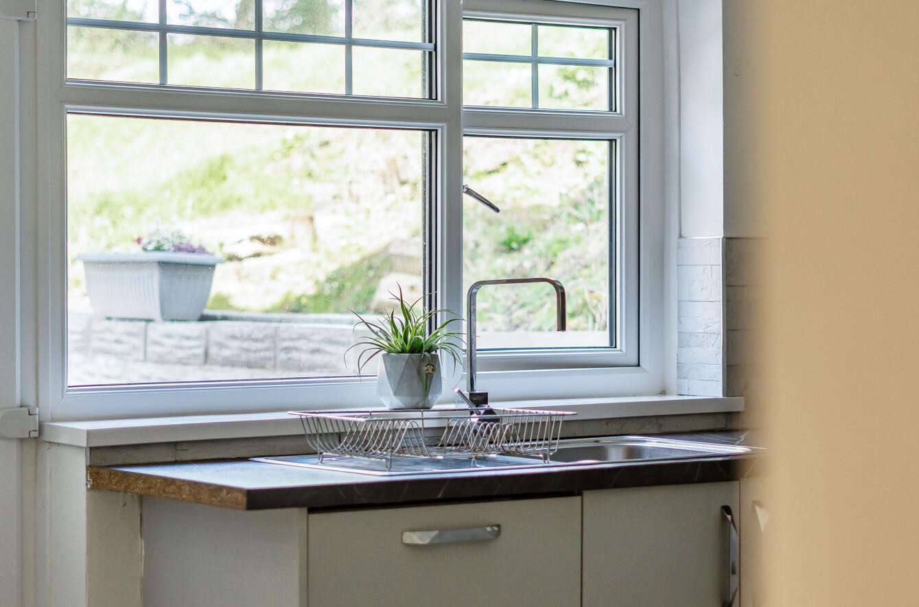 Brynaeron, Dunvant, Swansea, SA2 7UX